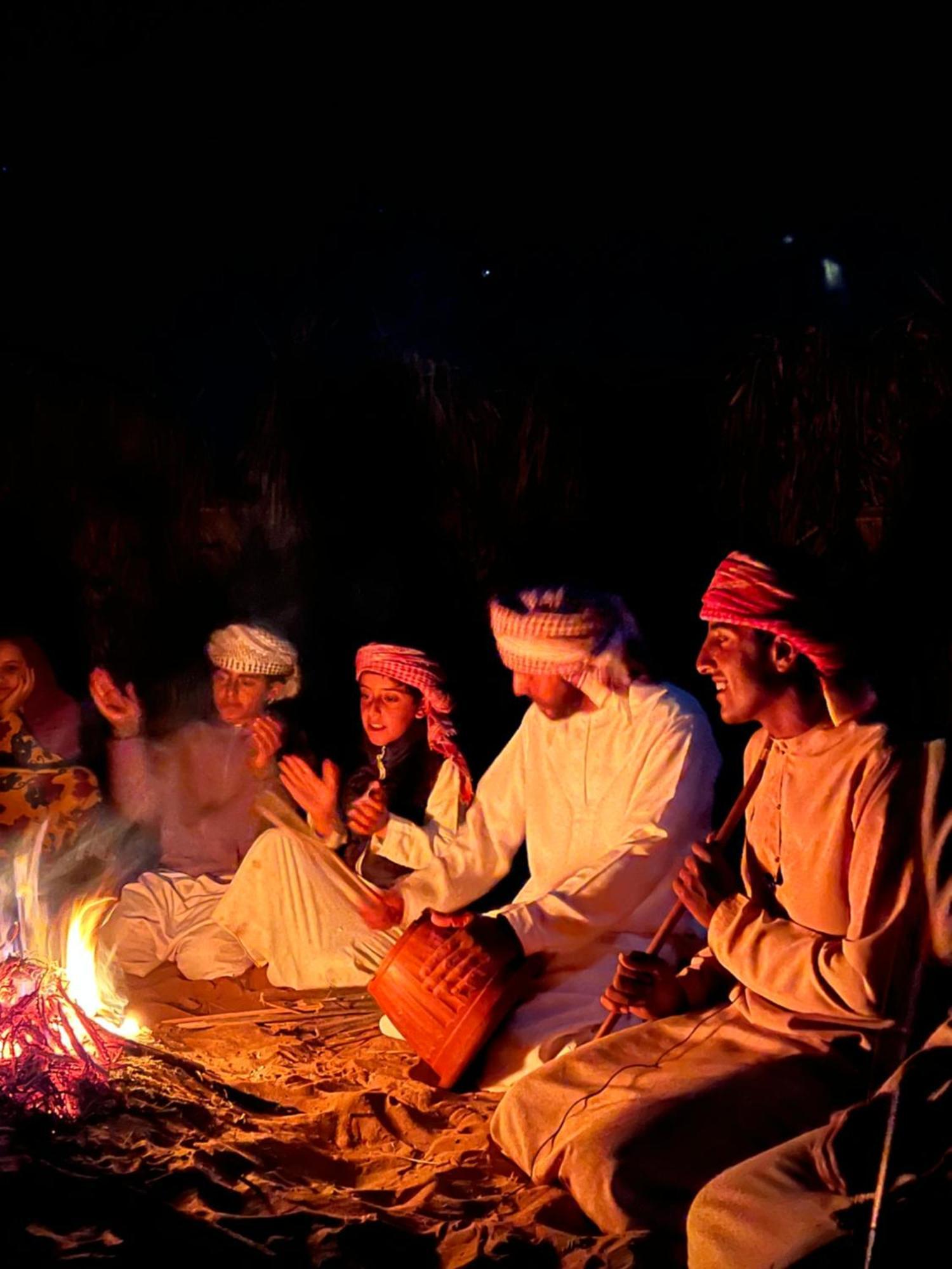 Private Bedouin Tent -Odpc Shahiq Экстерьер фото